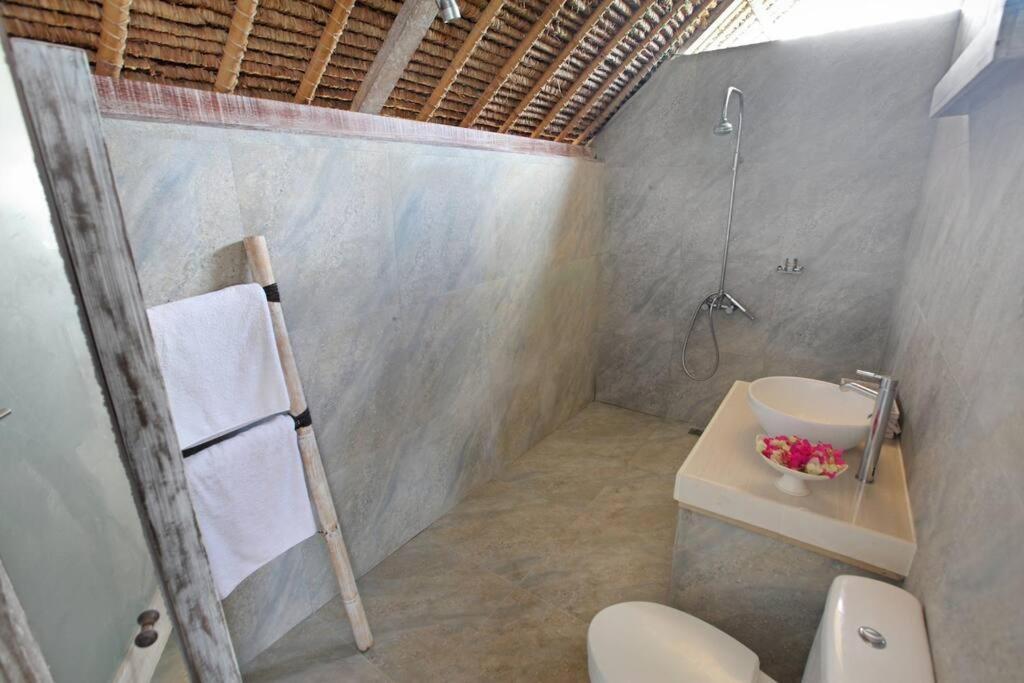 Villa Lumba Lumba - Oceanfront & Spectacular View! Lembongan Zewnętrze zdjęcie