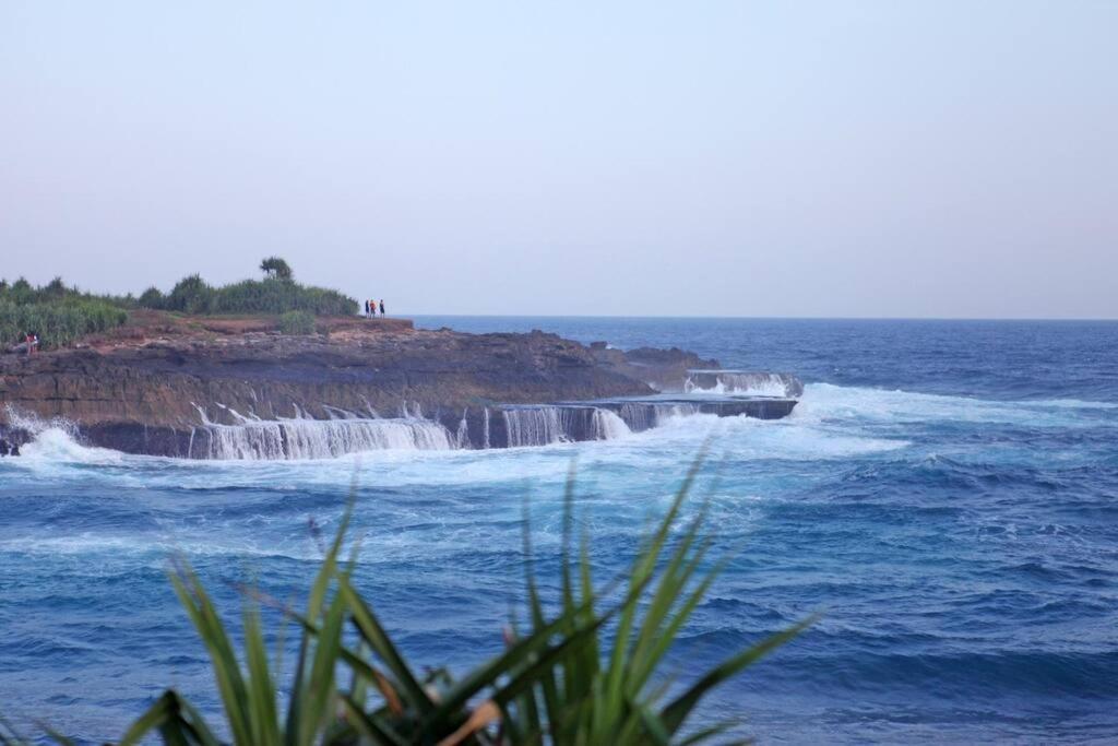 Villa Lumba Lumba - Oceanfront & Spectacular View! Lembongan Zewnętrze zdjęcie